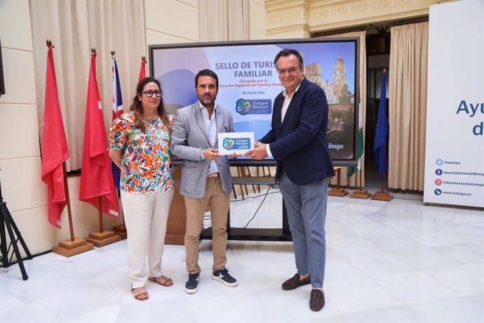 Málaga, primera capital andaluza en recibir el sello de Turismo Familiar en la categoría destino urbano