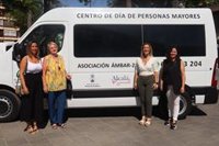 La alcaldesa de Alcalá de Guadaíra (Sevilla) destaca la labor de cohesión social de Ámbar 21 por su trabajo con mayores
