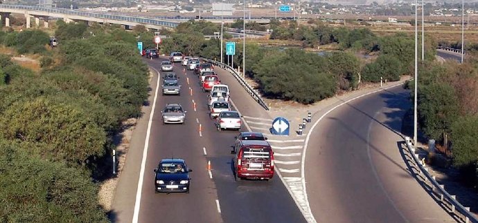 Archivo - Nudo de Tres Caminos en Puerto Real