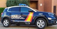 La Policía Nacional asiste a un joven británico en Menorca que sufrió una reacción alérgica a un alimento