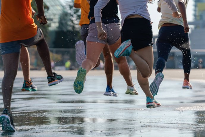 Cinco atletas del Hoka Team Spain eligen sus zapatillas para el verano.