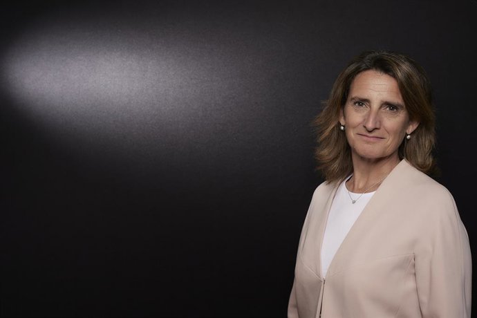 La vicepresidenta tercera del Gobierno y ministra para la Transición Ecológica y el Reto Demográfico, Teresa Ribera, posa para Europa Press, en el Ministerio para la Transición Ecológica y el Reto Demográfico, a 1 de julio de 2022, en Madrid (España). R