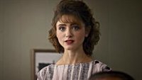 Fans de Stranger Things defienden a Natalia Dyer después de que una influencer le sugiera cirugía estética