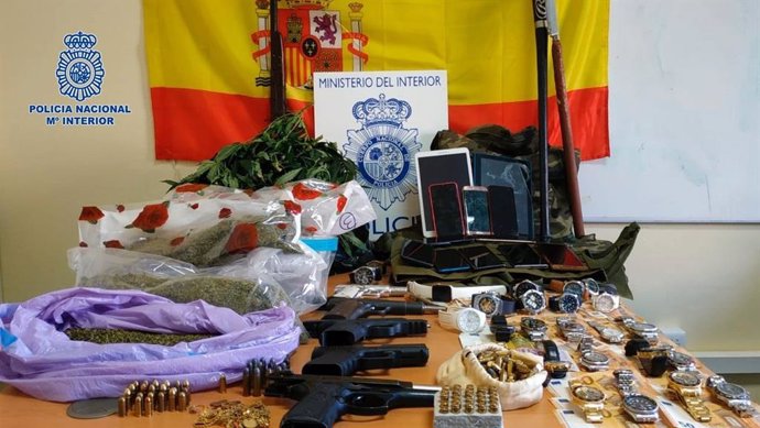 Seis detenidos tras desarticularse dos puntos de venta de droga en Moratalaz