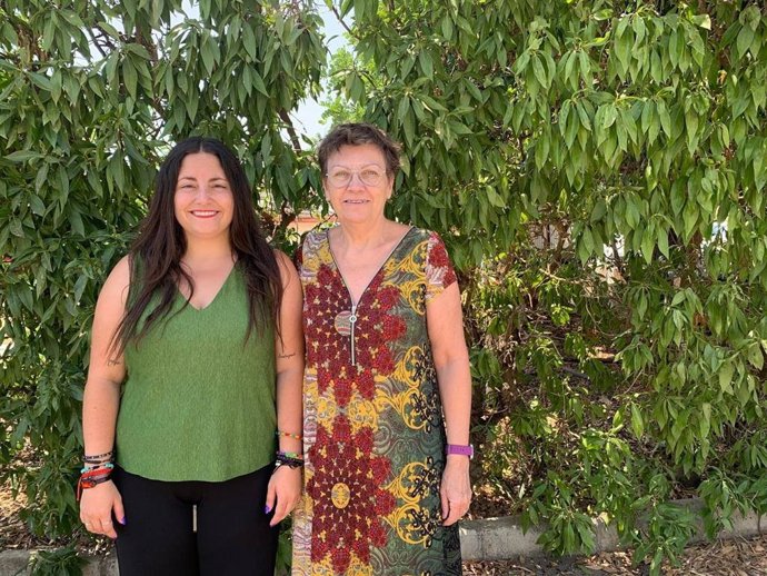 Laura Fuentes, de Podemos Canarias, y Antnia Jover, de Podemos Baleares.