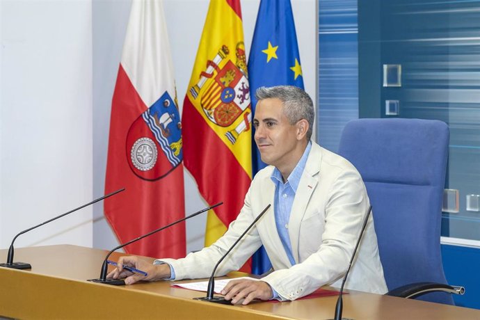 El Vicepresidente Y Consejero De Universidades, Igualdad, Cultura Y Deporte, Pablo Zuloaga, Informa, En Rueda De Prensa, De Los Acuerdos Del Consejo De Gobierno.