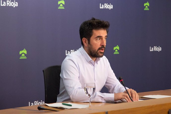 El portavoz del Gobierno de La Rioja, Álex Dorado