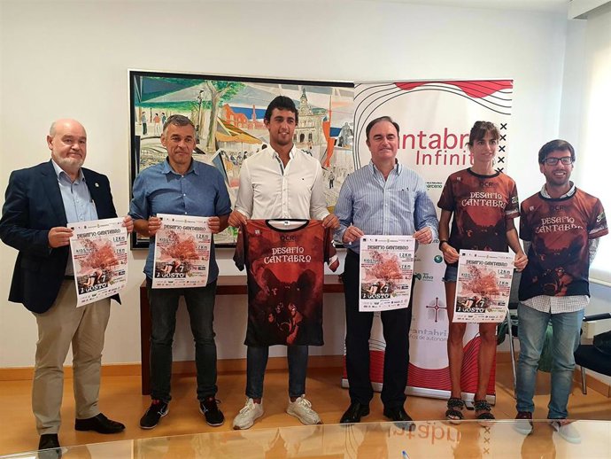 Presentación de la I edición de la carrera de obstáculos 'Desafío Cántabro', que se disputará los días 6 y 7 de agosto en Torrelavega