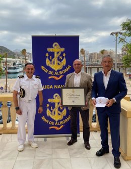 La Autoridad Portuaria de Málaga recibe a la Liga Naval Mar de Alborán