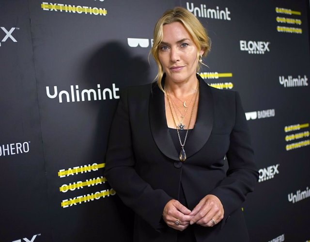 Archivo - 08 September 2021, United Kingdom, London: British actress Kate Winslet attends the world premiere of the documentary "Eating Our Way To Extinction" at the Odeon Leicester Square. Photo: Yui Mok/PA Wire/dpa