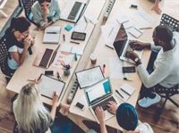 El paro en Canarias cae en 29.600 personas hasta junio y se crean 28.100 empleos