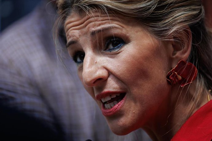 La vicepresidenta segunda y ministra de Trabajo y Economía Social, Yolanda Díaz, interviene en la inauguración sobre cuidados de CCOO, en la sede del Comité Económico y Social (CES), a 11 de julio de 2022, en Madrid (España). 