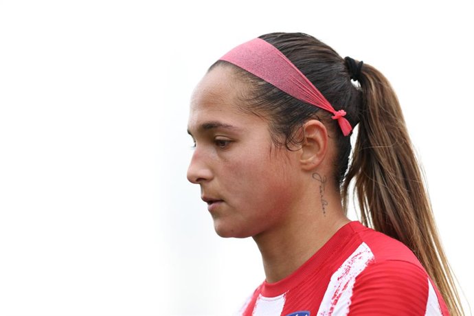 Archivo - Deyna Castellanos of Atletico de Madrid looks on during the spanish women league, Primera Iberdrola, football match played between Atletico de Madrid and Valencia CF at Centro Deportivo Wanda on march 26, 2022, in Alcala de Henares, Madrid, Sp