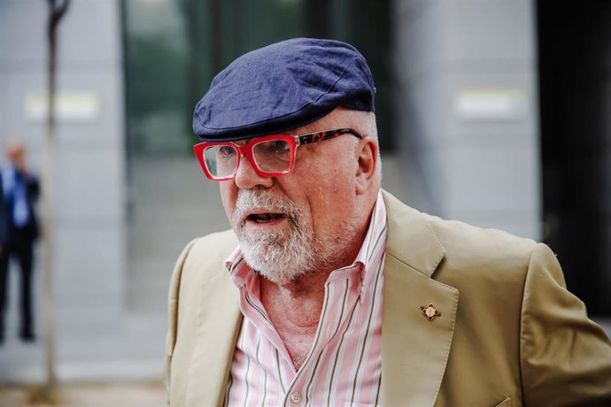 Archivo - El comisario jubilado José Manuel Villarejo sale de declarar en la Audiencia Nacional, a 14 de junio de 2022, en Madrid (España). 