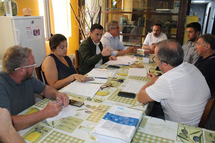 Xunta y Fundación Catedral firman un convenio de 220.000 euros para la restauración de la Capilla del Cristo de Burgos