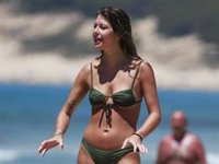 Anita Matamoros cumple 22 años presumiendo de un espectacular cuerpo en bikini que nos ha dejado sin palabras