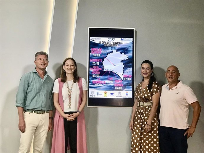 Presentación de la X Travesía Colombina de natación.