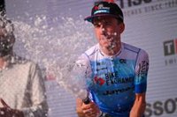 Simon Yates gana la Vuelta a Castilla y León