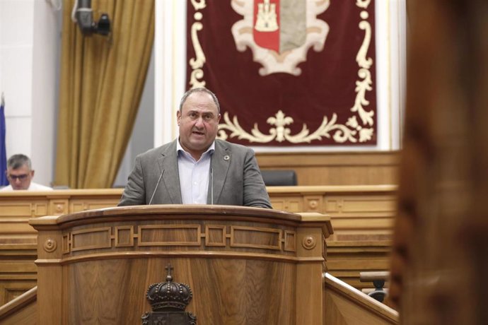 El diputado del PSOE en las Cortes de C-LM Julián Martínez