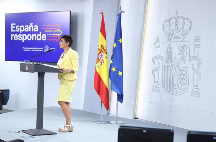 La ministra Portavoz, Isabel Rodríguez, comparece tras la reunión del presidente del Gobierno con el presidente de la Junta de Castilla y León y con el presidente del Gobierno de Galicia, en el Palacio de La Moncloa, a 28 de julio de 2022,