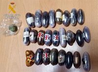 Detenido en Noja un joven con 25 bellotas de hachís ocultas bajo el asiento de su coche