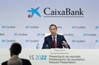 CaixaBank prevé un impacto de 450 millones por el impuesto a la banca: "Es injusto y distorsionador"