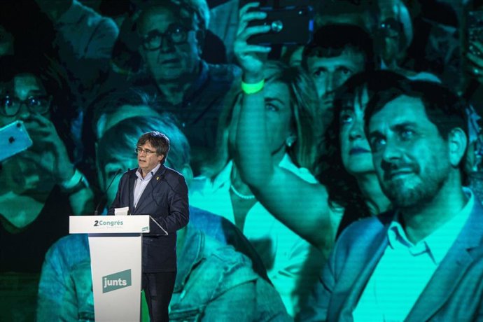 Imagen de archivo - El expresidente de la Generalitat Carles Puigdemont en el congreso de Junts en Argels-sur-Mer (Francia)