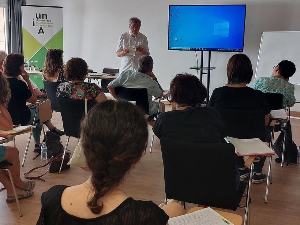 Curso 'Voces del extremo: la poesía que nos transforma cambia el mundo' de la UNIA.