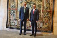 Hila traslada a Felipe VI "la prioridad" del acceso a la vivienda "por la dificultad que tienen los residentes"