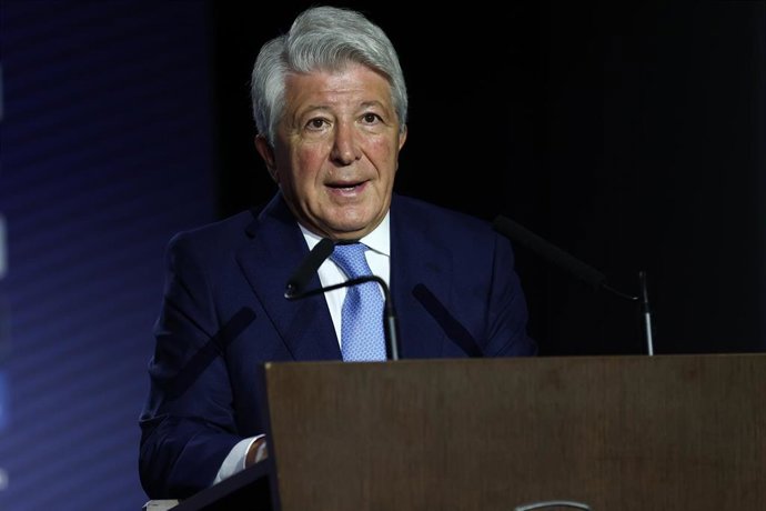 El presidente del Atlético de Madrid, Enrique Cerezo, en la presentación de Nahuel Molina como jugador rojiblanco.