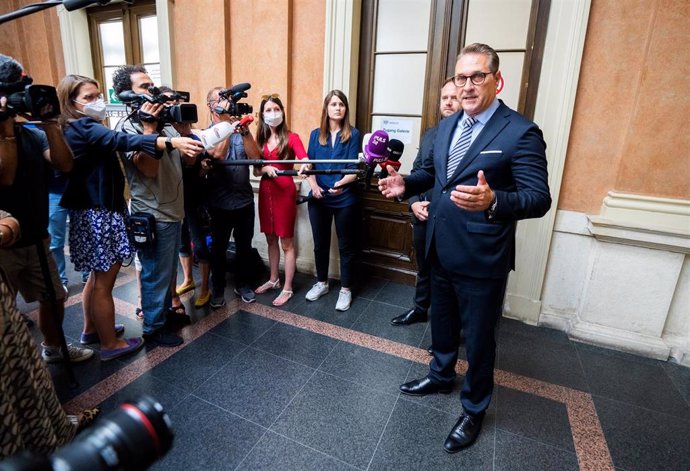 El ex vicecanciller austriaco Heinz Christian Strache tras su absolución en Viena