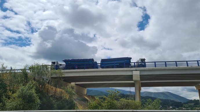 Puente de La Barrosa, en Salas