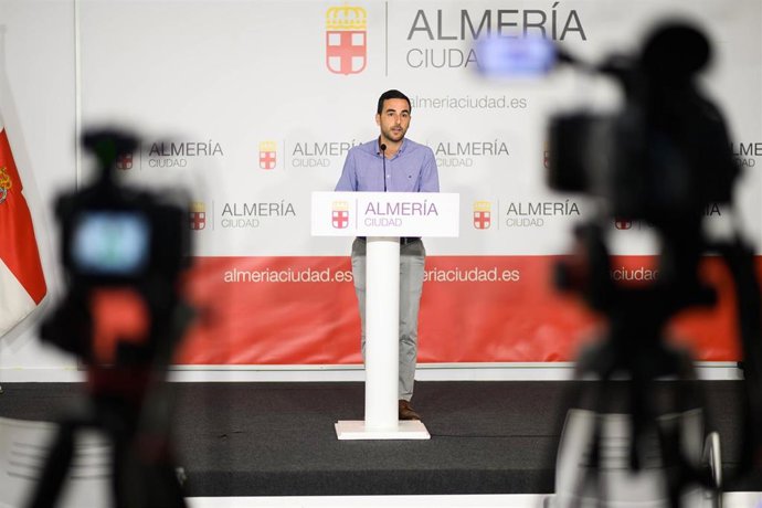 El portavoz del equipo de gobierno en el Ayuntamiento de Almería, Carlos Sánchez