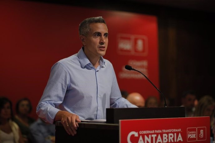 El secretario general del PSOE de Cantabria, Pablo Zuloaga, en el Comité Regional de su partido