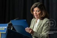 La gobernadora de Nueva York declara el estado de emergencia para "hacer frente" al brote de viruela del mono