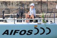 El Rey Felipe VI, a bordo del Aifos 500 en la 40ª Copa del Rey MAPFRE de Vela
