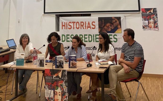 Presentación del colectivo 'Historias Desobedientes' en Valncia