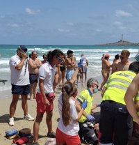 Fallece un hombre de 52 años tras sufrir un síndrome de inmersión en La Manga