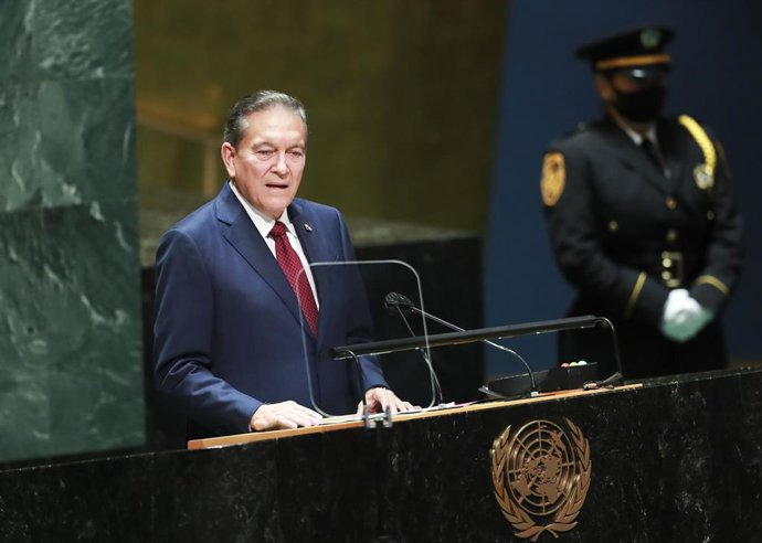 Archivo - El presidente de Panamá, Laurentino Cortizo, en una fotografía de archivo