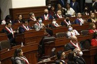 La Fiscalía de Perú busca a un congresista que presuntamente violó a una trabajadora en el Congreso