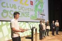 El Club Ciclista Oscense recoge la Parrilla de Oro 2022 por la organización del 'Gran Premio de San Lorenzo'