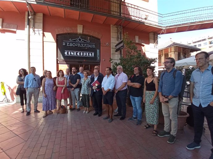 El ministro de Cultura y Deportes, Miquel Iceta, con representantes del sector cultural de Baleares.