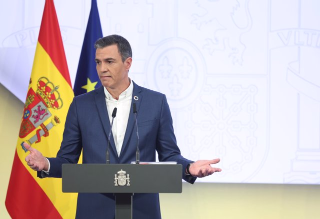 El presidente del Gobierno, Pedro Sánchez, presenta el primer informe de rendición de cuentas 2022 del Gobierno de España, en el Complejo de La Moncloa, a 29 de julio de 2022, en Madrid (España). 
