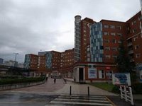 Aumentan a 53  los fallecidos por covid en la última semana, seis más, y bajan a 447  los hospitalizados