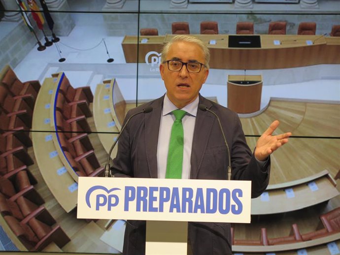 El Portavoz del Grupo Popular en el Parlamento de La Rioja, Jesús Ángel Garrido