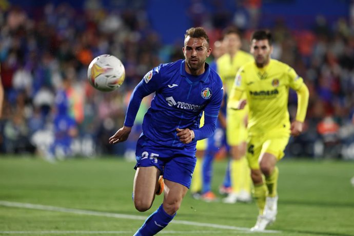 Archivo - Borja Mayoral of Getafe in action during the spanish league, La Liga Santander, football match played between Getafe CF and Villarreal CF at Coliseum Alfonso Perez stadium on April 16, 2022, in Getafe, Madrid, Spain.