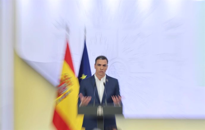 El presidente del Gobierno, Pedro Sánchez, presenta el primer informe de rendición de cuentas 2022 del Gobierno de España, en el Complejo de La Moncloa, a 29 de julio de 2022, en Madrid (España). El presidente del Gobierno hace balance del curso polític