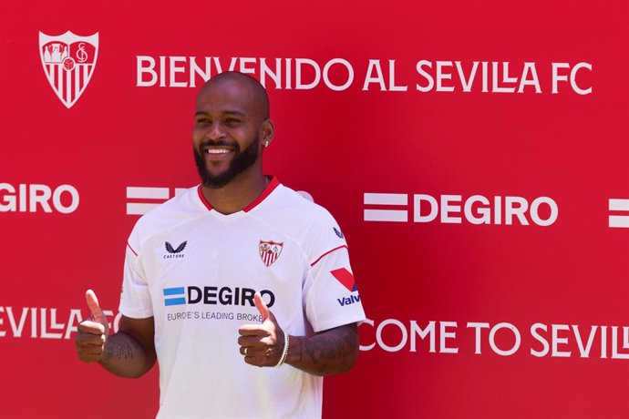 Marcos do Nascimento Teixeira Marcao poses for photo during his presentation as new player of Sevilla Futbol Club at Ramon Sanchez Pizjuan stadium on August 1, 2022 in Sevilla, Spain.