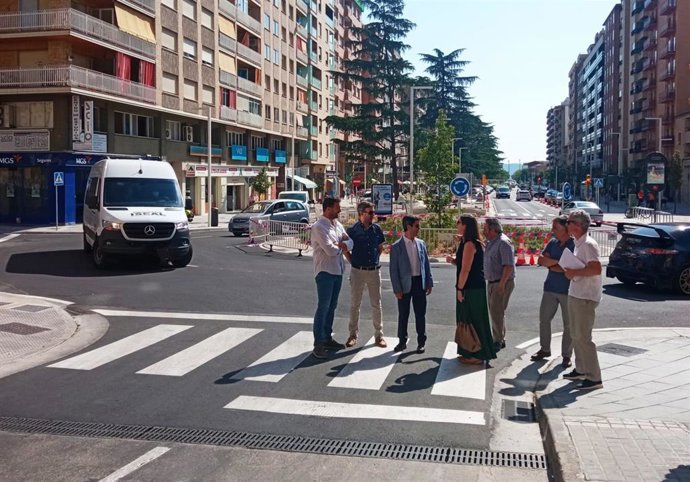 Las obras de la tercera fase de reurbanización del paseo Ramón y Cajal, que se han desarrollado desde la confluencia de la citada vía con el Coso Bajo y la plaza Santo Domingo hasta la calle Camila Gracia, ya han finalizado.
