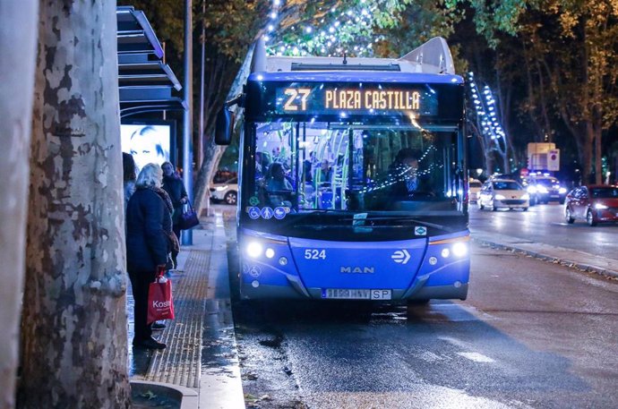 Archivo - Imagen de recurso de un autobús de la EMT.